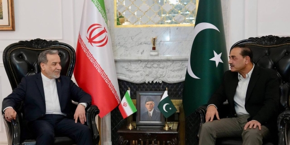 İran Dışişleri Bakanı Erakçi, Pakistan Genelkurmay Başkanı Munir ile İslamabad’da görüştü