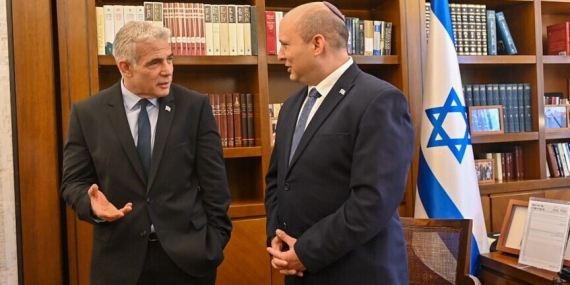 İsrail’de Bennett ve Lapid’in yeni kurduğu partinin Netanyahu’suz hükümet kurabileceği belirtiliyor