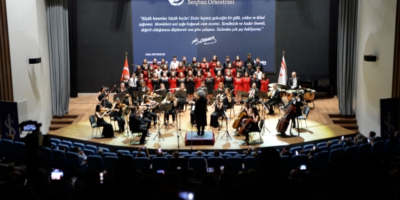 KKTC CSO 23 Nisan Ulusal Egemenlik ve Çocuk Bayramı dolayısıyla konser verdi