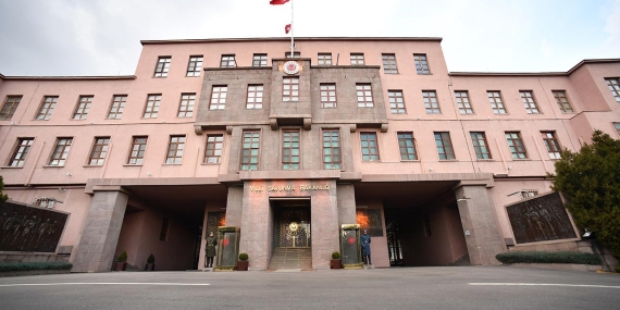 MSB: CH-47 ağır nakliye helikopterimiz kaza kırıma uğradı