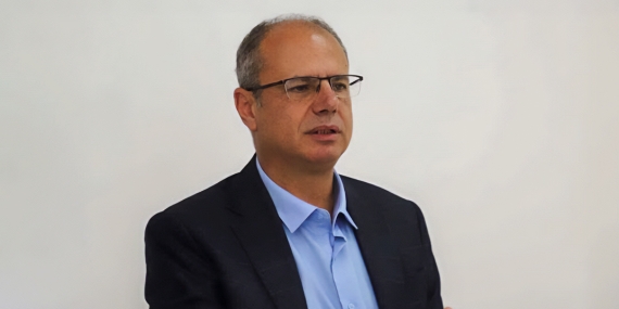 Özuslu: “Londra’daki final maçı Kıbrıs’a örnek olsun”