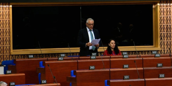 Taçoy AKPA’da konuştu: “Çözüm için adil, dengeli ve siyasi cesaret temelinde gerçek bir irade ortaya konmalı”