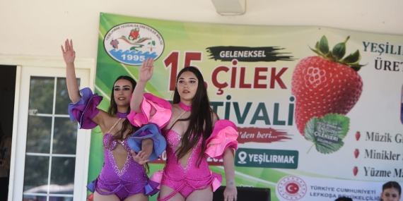 15. Geleneksel Yeşilırmak Çilek Festivali bugün düzenlenen törenle başladı
