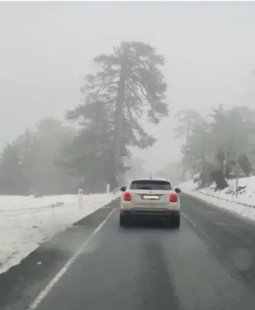 Trodos'ta mayıs ayında kar sürprizi