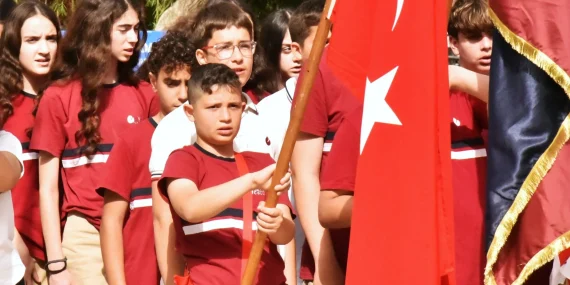 19 Mayıs Atatürk’ü Anma, Gençlik ve Spor Bayramı Haftası Gençlik Meşalesi’nin yakılmasıyla başladı