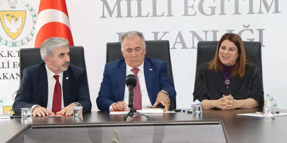 Ortaokul ve Liseler arası 6. Kısa Öykü Yarışması’nın ödülleri sahiplerini buldu