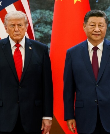 Trump, Çin ziyaretinin son gününde Şi ile çay davetinde bir araya geldi
