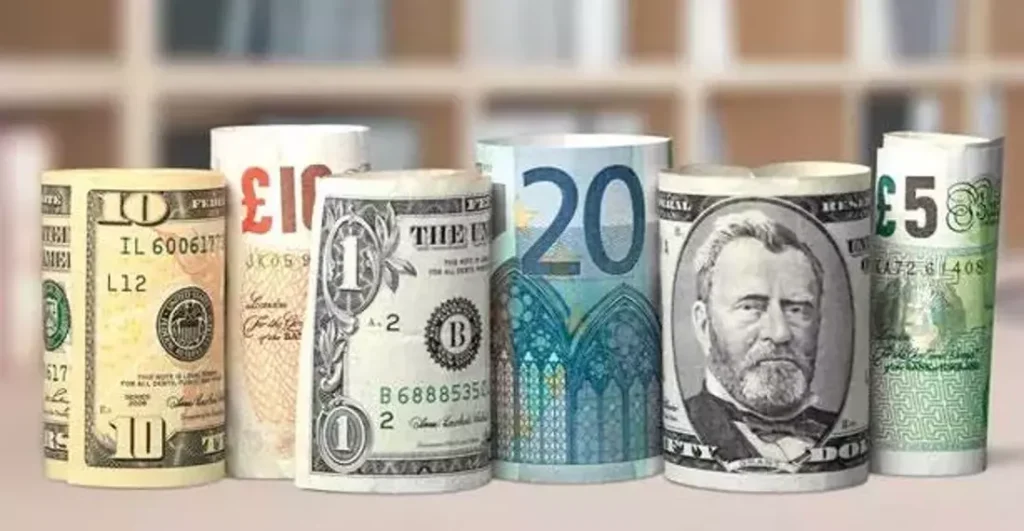 Döviz kurları… Dolar 45,60, euro 53,10, İngiliz sterlini 60,90 TL