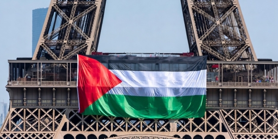 Paris’te Eyfel Kulesi’nde Filistin bayrağı açan 6 kişi gözaltına alındı