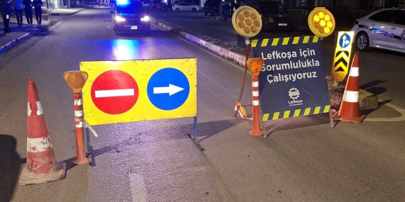 Lefkoşa’da Atatürk Caddesi üzerinde yolda çökme meydana geldi