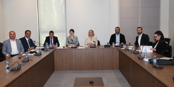 Konut Edindirme  Yasası Meclis Komitesinde Yeniden Görüşülmeye Başlandı