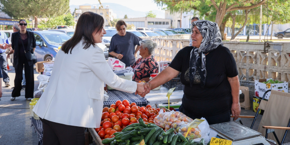 CTP Genel Başkanı Sıla Usar İncirli, Gönyeli ve Yenikent’te Yurttaşlarla Bayramlaştı