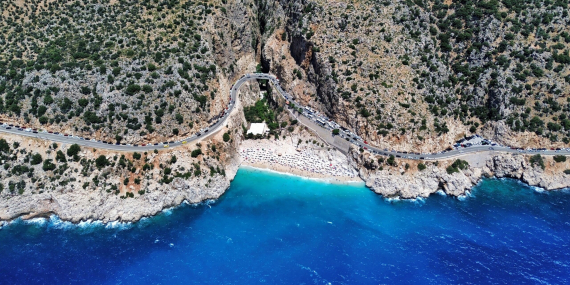 Kaş’ın Dünyaca Ünlü Kaputaş Plajı, Avrupa’nın En İyi 10 Plajı Arasında Yer Aldı