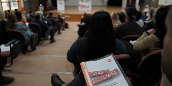 UBP, Güvenli Bir Gelecek İçin Zorbalıkla Mücadelede Çalıştayı Düzenliyor