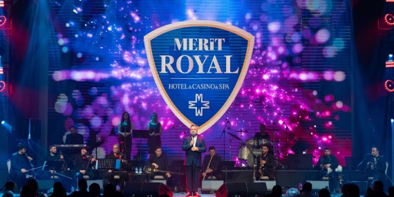 Bülent Serttaş’tan Merit Royal Dıamond Sahnesinde Unutulmaz Konser