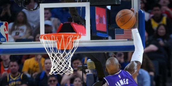NBA’de konferans yarı final eşleşmeleri belli oldu