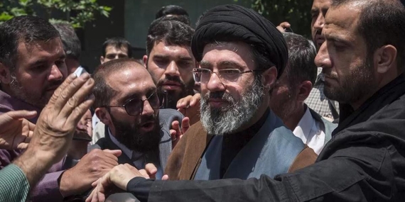 Mücteba Hamaney’den yeni mesaj: ABD utanç verici bir yenilgiye uğradı