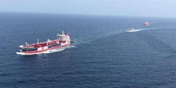 ABD’den yine çelişkili açıklamalar: ABD, Hürmüz’de gemilere doğrudan eşlik etmeyecek