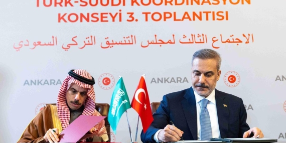 Türkiye ile Suudi Arabistan arasında ‘vize muafiyeti’ anlaşması imzalandı! Muaf olacak pasaportlar belli oldu…