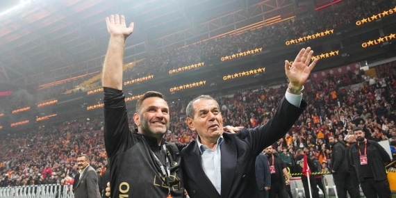 Dursun Özbek sözleşmeyi hazırladı! Okan Buruk’a yeni teklif…