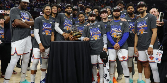 NBA’de ilk finalist belli oldu! 27 sonra başardılar…