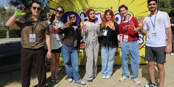LAÜ’de Cumartesi neşesi yaşandı