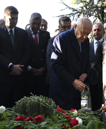 bahceli-2464303.jpg