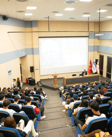 bahcesehir-kibris-universitesi-4-lefkara-edebiyat-solenine-ev-sahipligi-yapti-scaled.jpeg