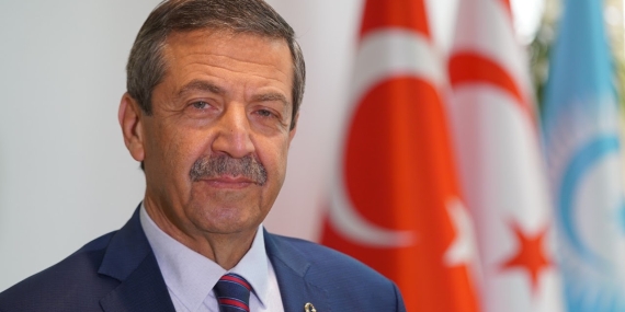 Bakan Ertuğruloğlu TRT’nin 62. kuruluş yıl dönümünü kutladı