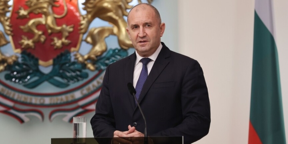 Bulgaristan’da hükümet güvenoyu aldı…Başbakan Radev yemin ederek göreve başladı