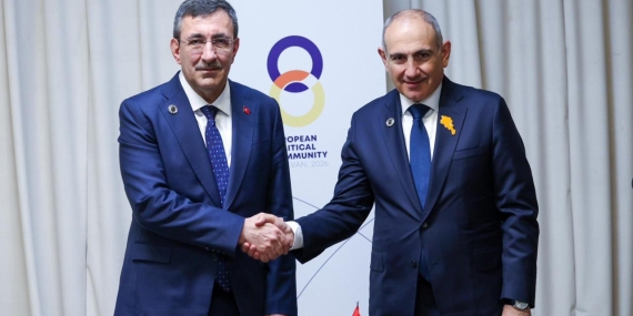 Cevdet Yılmaz’dan Erivan’da diplomasi trafiği