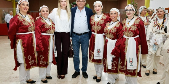 Cumhurbaşkanı Erhürman Kıbrıs Türk Halk Dansları Federasyonu 11. Halk Dansları Şöleni’ne katıldı