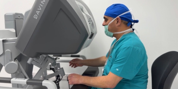 Dr. Burhan Nalbantoğlu Devlet Hastanesi’nde ilk robotik cerrahi ameliyatlar başarıyla yapıldı