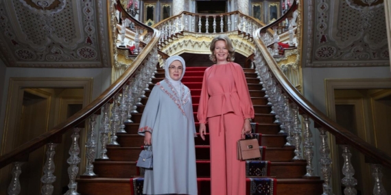 Emine Erdoğan, Belçika Kraliçesi Mathilde’yle bir araya geldi