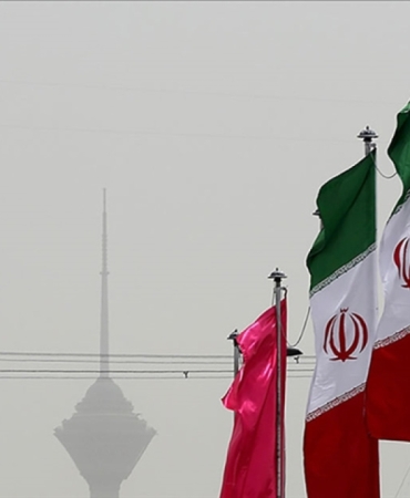 iran-abd-tehditlerinin-sona-ermesiyle-hurmuz-bogazi-uzerinden-guvenli-gecis-yeni-prosedurlerle-sagla.jpeg