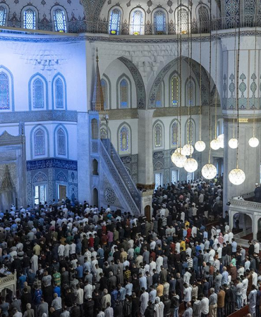 kocatepe-bayram-namazi-2031975.jpg