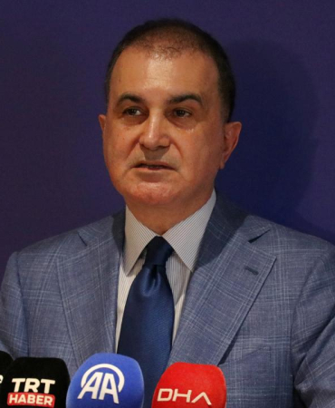 omer-celik-aa-2464085.jpg