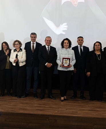 turk-sinemasi-oyuncularindan-hulya-kocyigit-bugun-girnede-soylesiye-katilacak.jpeg