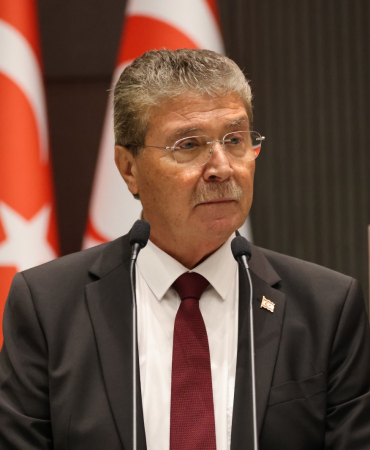 ünal üstel