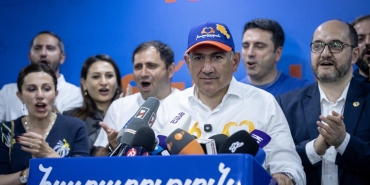 1780912146583pasinyan-secim-aa-2466941.jpg