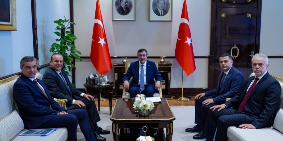 Başbakan Yardımcısı Fikri Ataoğlu, Türkiye Cumhurbaşkanı Yardımcısı Cevdet Yılmaz ile Görüştü