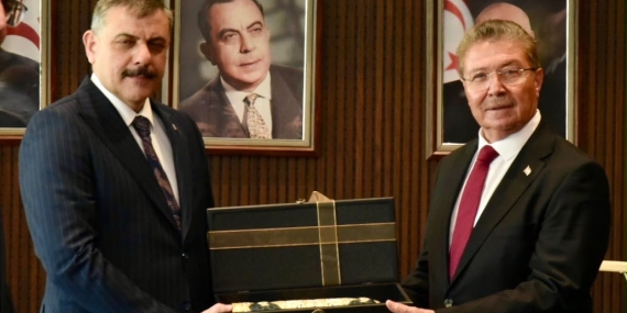 Başbakan Üstel, Türkiye İçişleri Bakanı Çiftçi ile bir araya geldi