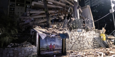 1782374169538AA-20260625-41778132-41778131-VENEZUELADA_75_VE_72_SIDDETINDE_ARDISIK_IKI_DEPREM_MEYDAN.jpeg