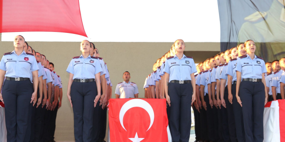Polis ve İtfaiye teşkilatına 200 yeni neferMezuniyet töreni yapıldı