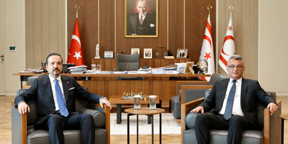 Cumhurbaşkanı Erhürman, AK Parti Genel Başkan Yardımcısı Kürşad Zorlu ile Bir Araya Geldi