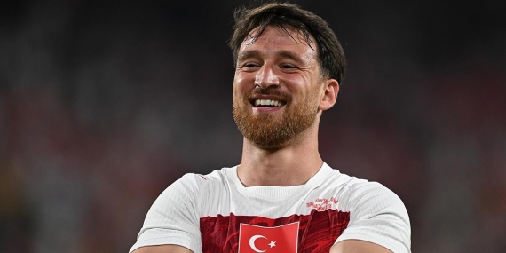 Borussia Dortmund’dan ayrılan Salih Özcan’ın menajeriyle görüşüldü