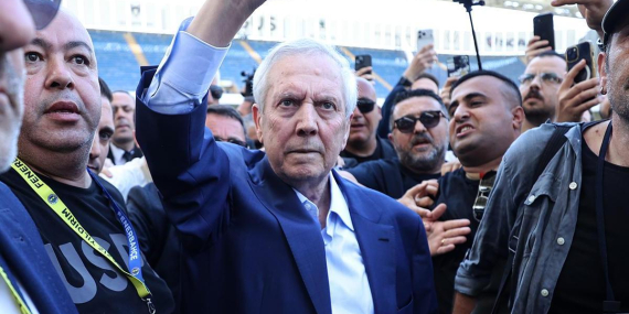 SON DAKİKA | Fenerbahçe, yeni teknik direktörü için saat verdi
