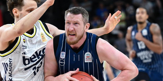 Anadolu Efes'te ayrılık