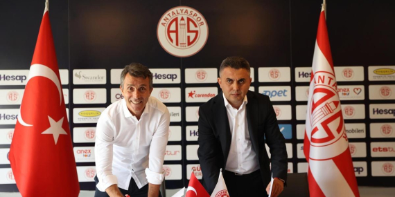 Bülent Korkmaz, Antalyaspor’a imzayı attı