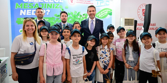 Bakan Bayraktar: Gençlerimize sürdürülebilir bir gelecek inşa etmeyi sürdüreceğiz
